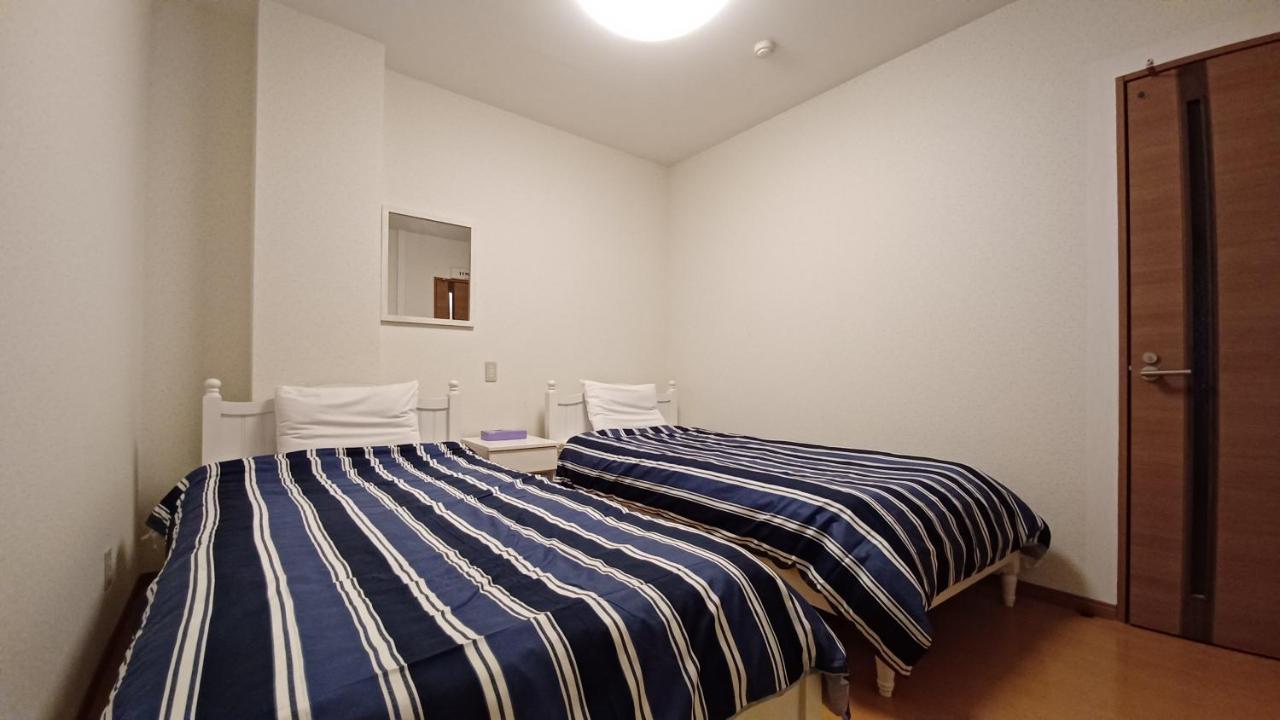 Hotel Swan Lake Nagara Nagara  Kültér fotó